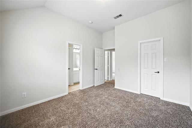Building Photo - 4667 Wicklow Dr