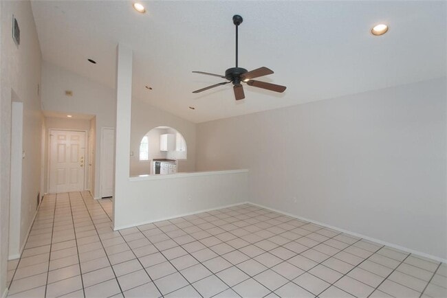 Building Photo - 12400 Tomanet Trail