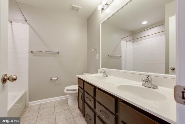 Building Photo - 1038 Ironwood Ln