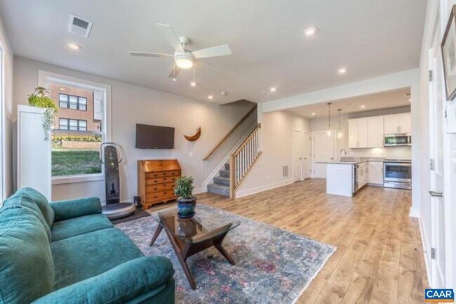 Building Photo - 602 Noush Ct