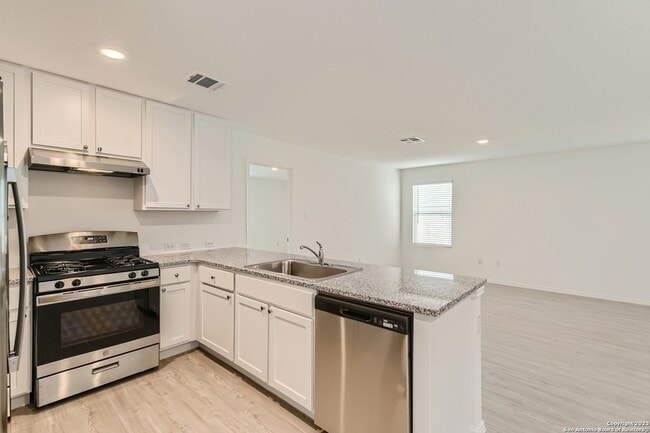 Building Photo - 7262 Plow Run