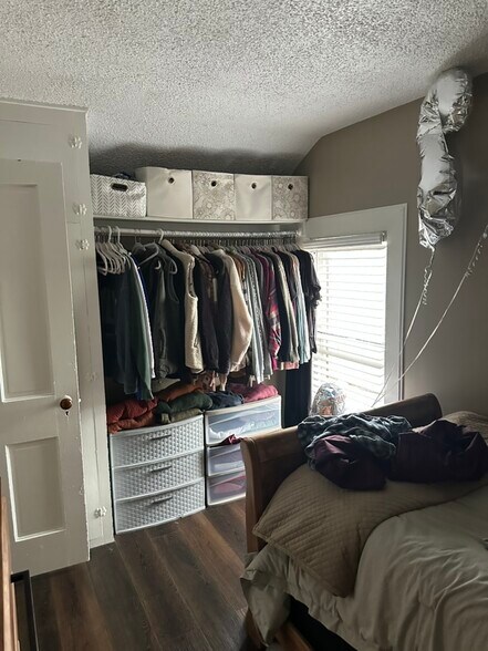 Building Photo - 245 Union St