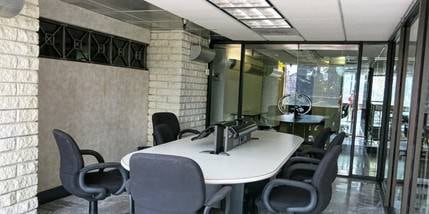 Building Photo - 3949 Los Feliz Blvd