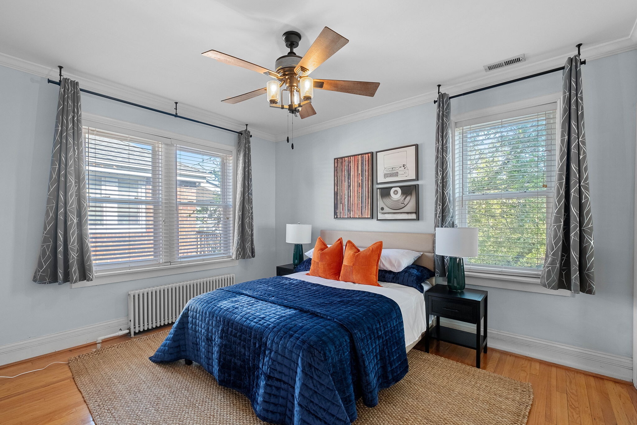 Building Photo - 7055 Dartmouth Ave