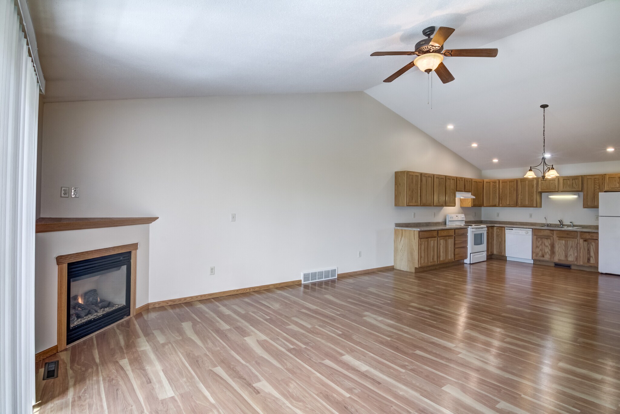 Building Photo - 5538 165th St E