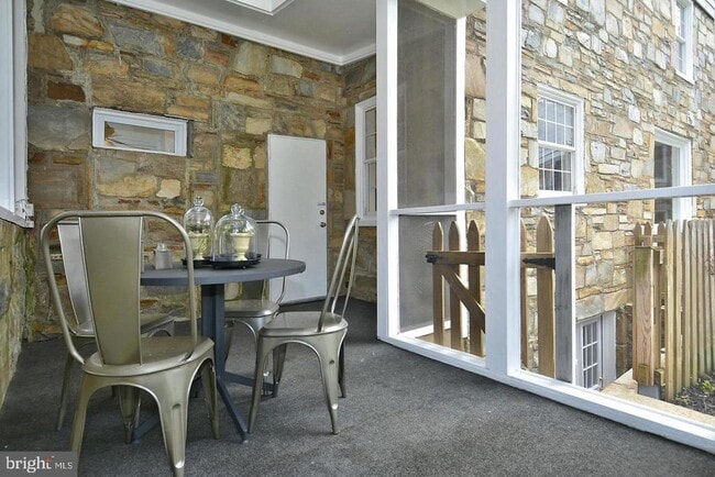 Building Photo - 1717 Juniper St NW