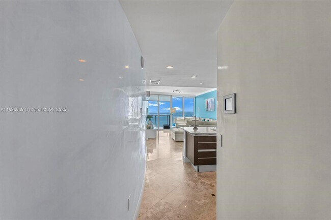 Building Photo - 17001 Collins Ave
