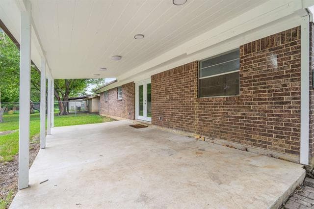 Building Photo - 6012 Whispering Ln