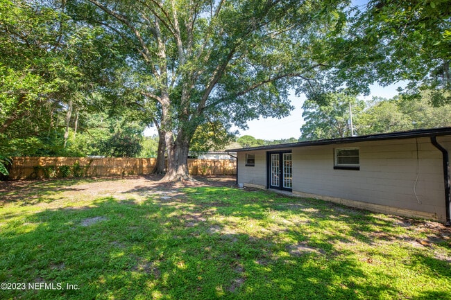 Building Photo - 6722 Frye Ave W