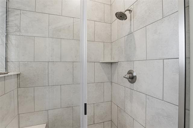 Building Photo - 15137 Devonne Dr