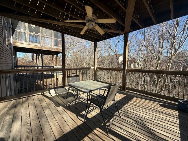 Building Photo - Beautiful 2 Bed, 2 Bath Luxury Condo - May Promo -Apply Today!
