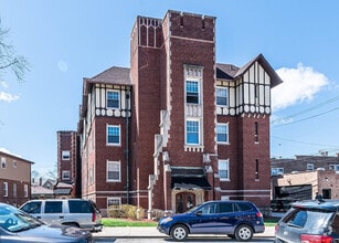 Building Photo - 3302 Kenilworth Ave