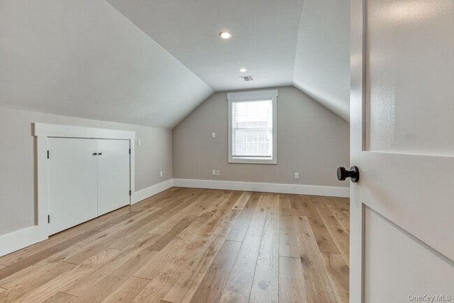 Building Photo - 2327 Volante Pl