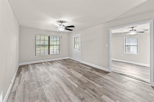 Building Photo - 5860 Tracyne Dr