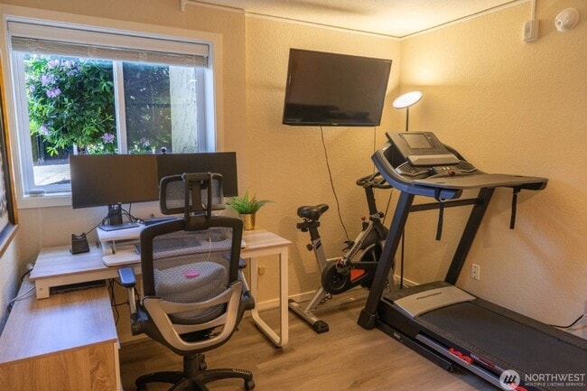 Building Photo - 2Bd/1.75Ba Kirkland Condo