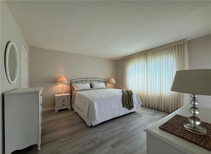 Building Photo - 190 Pebble Beach Blvd