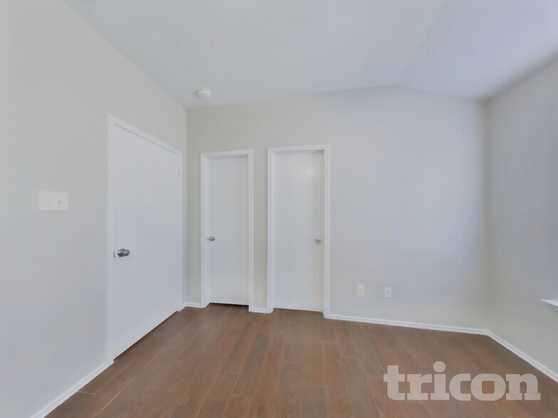 Building Photo - 7214 Winter Song Dr