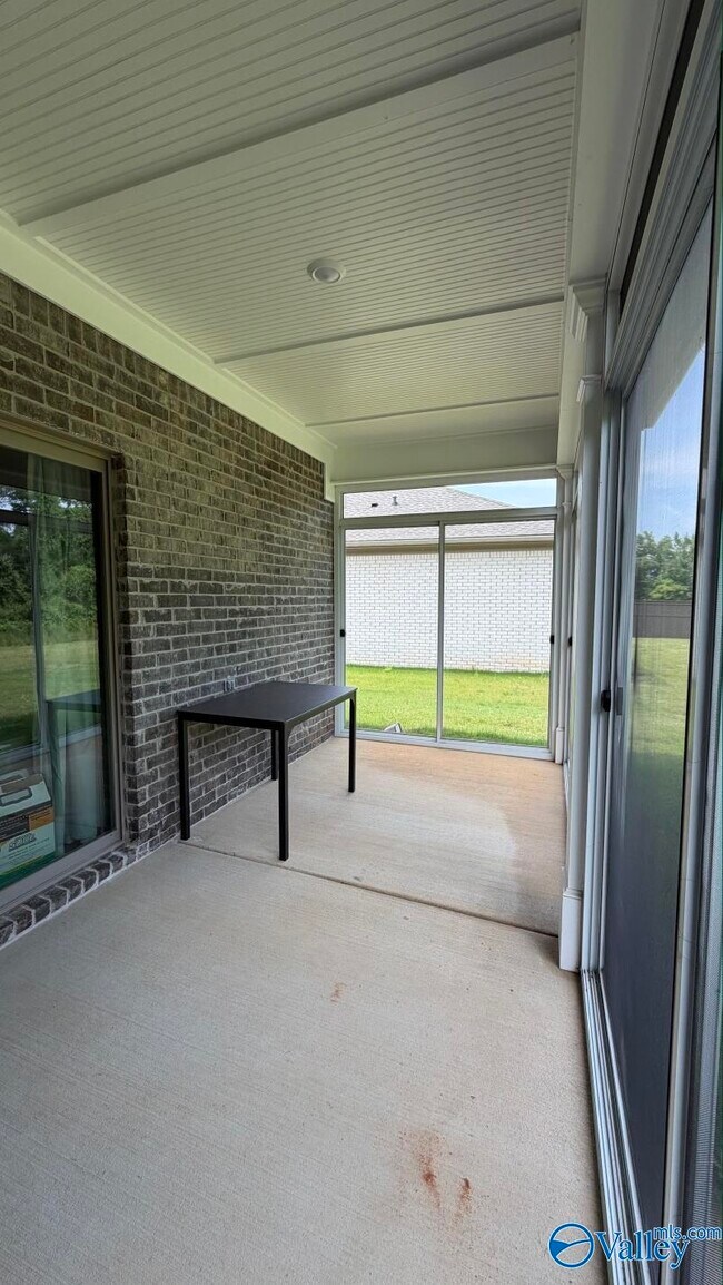 Building Photo - 214 Waylan Rdg Ln