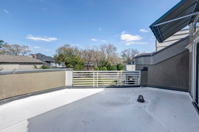 Building Photo - 5304 Braeburn Dr