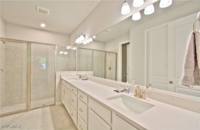 Building Photo - 4558 Arboretum Cir