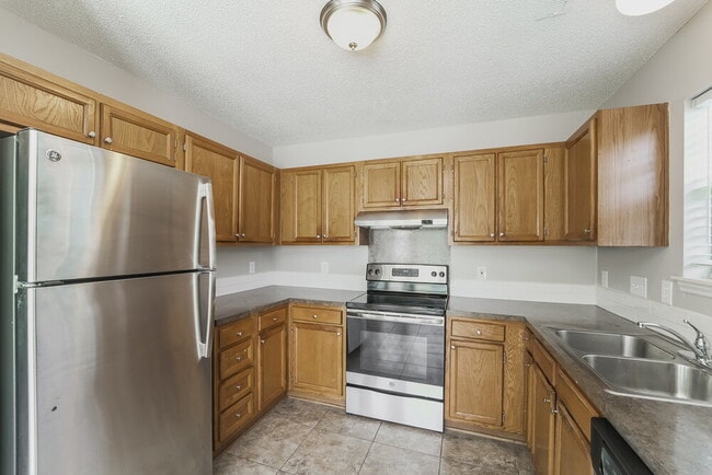 Building Photo - 7224 Cranswick Pl