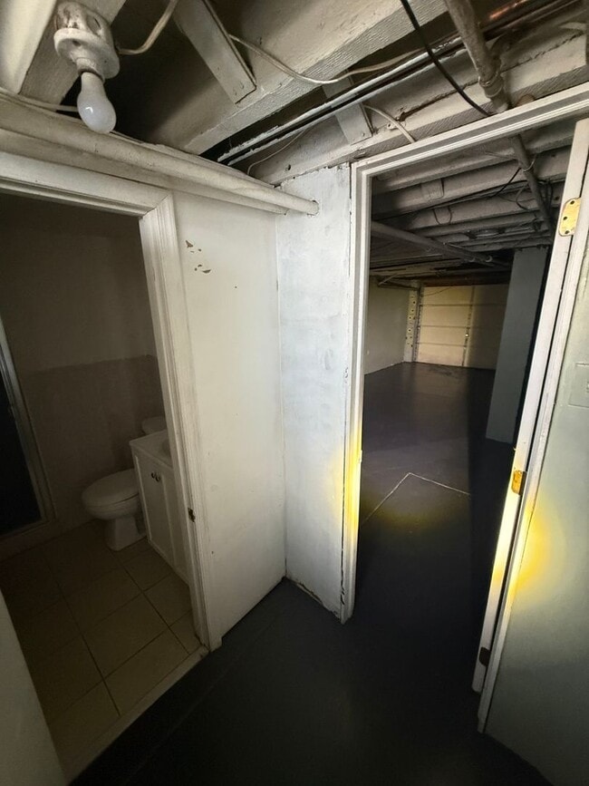 Building Photo - Three bedroom single-family home in Lawncrest-Northeast Philadelphia