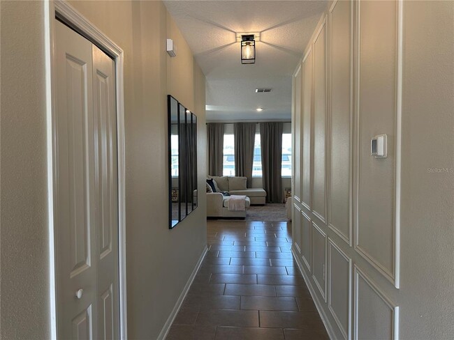 Building Photo - 751 Staffora St