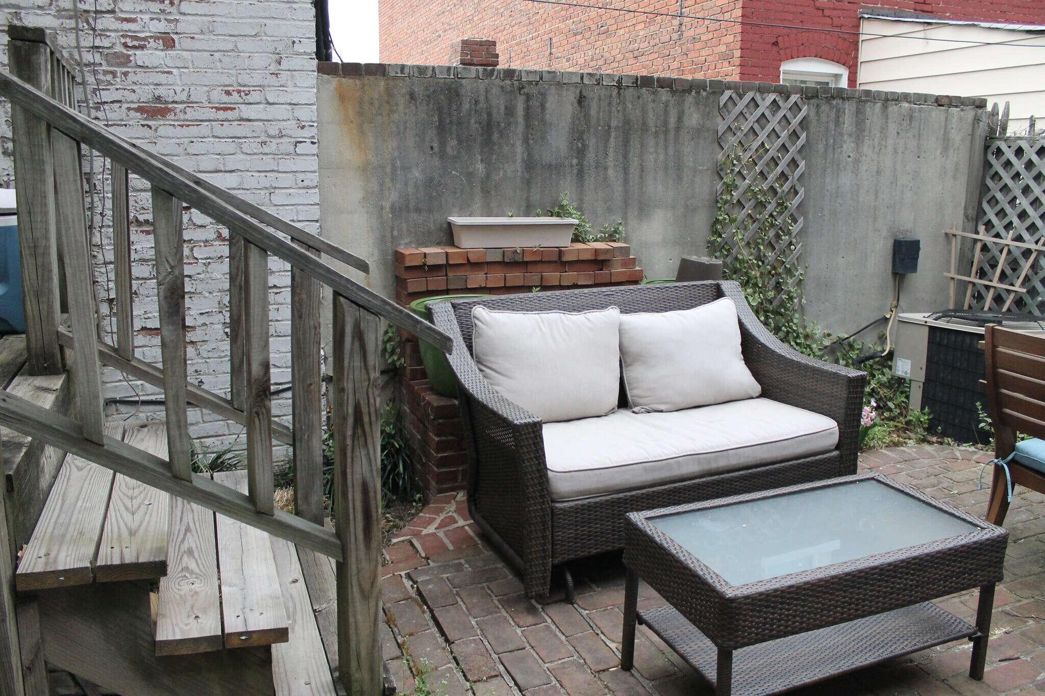 Backyard 3 - 533 8th Street Northeast