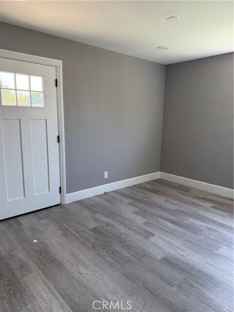 Building Photo - 6603 Mitad Ct