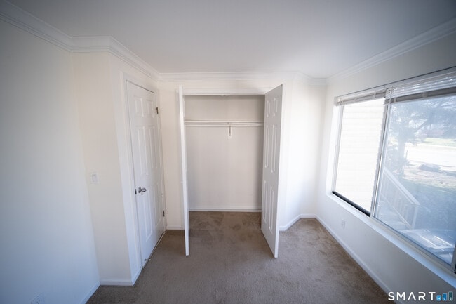 Building Photo - 3236 Madison Ave