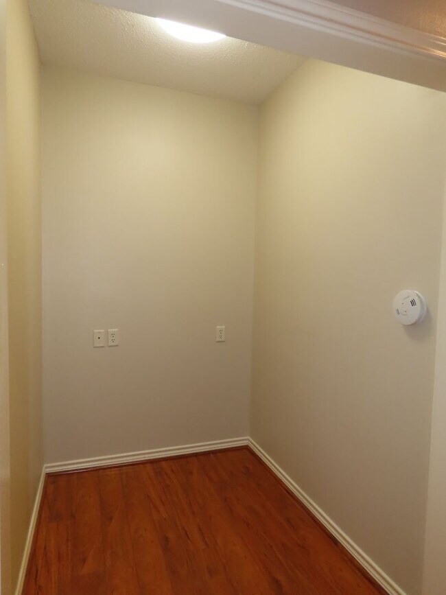 Building Photo - Cozy 3 Bedroom 2 Bathroom In Tyler!!
