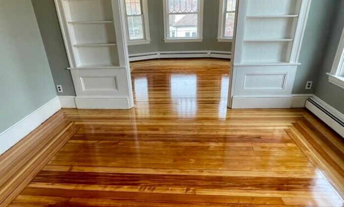 Building Photo - 576 Providence St