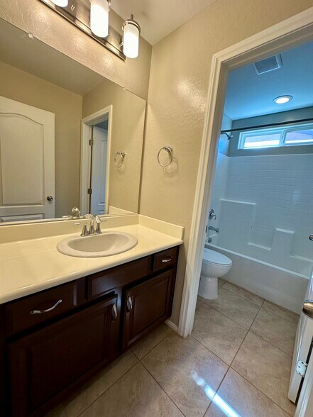 Full Bathroom on 2nd Floor - 9341 W Pearblossom Sky Ave