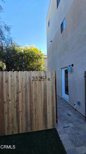 Building Photo - 2325 Langdale Ave