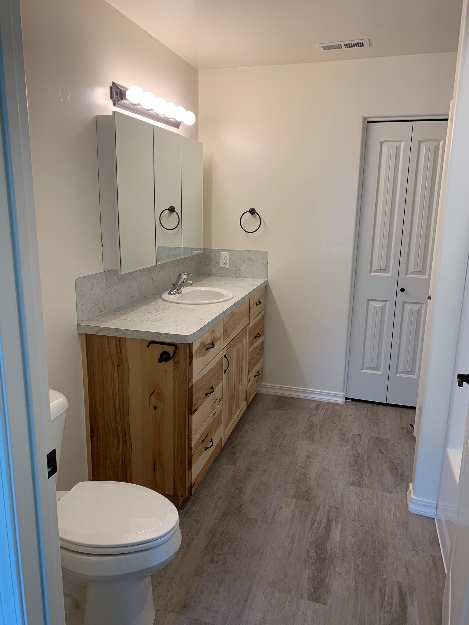 Bathroom from master bedroom - 2100 E Olympic Ave