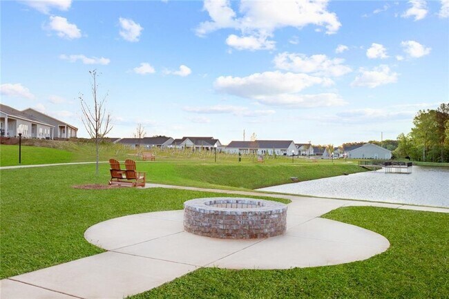 Building Photo - 705 Charles Hardy Pkwy