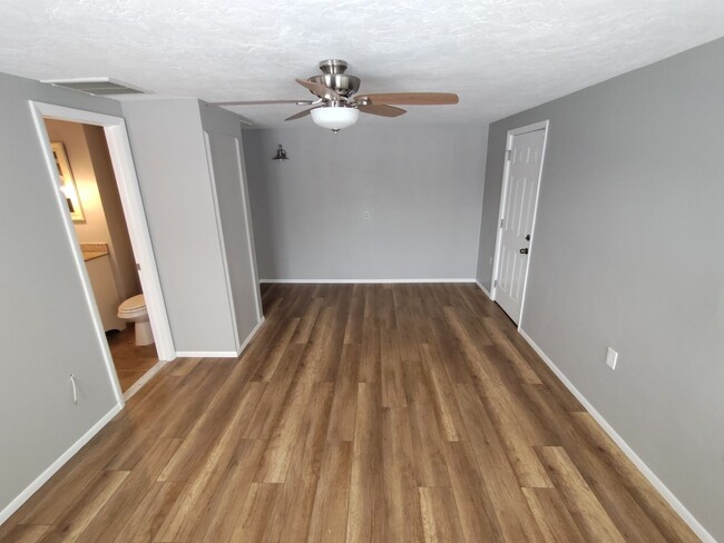 Building Photo - Coming Soon!!  Avaliable May 1, 2025 Spaci...