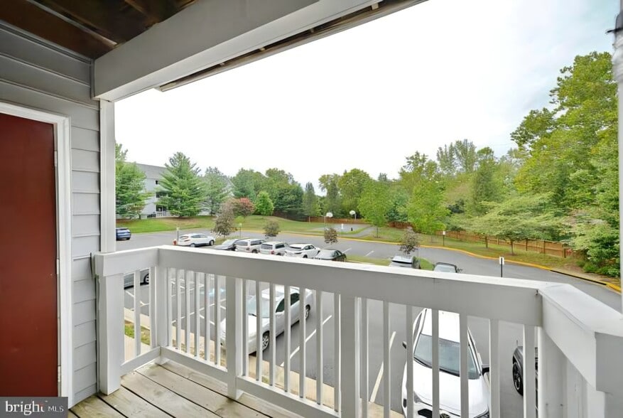 Building Photo - 511 Constellation Sq SE