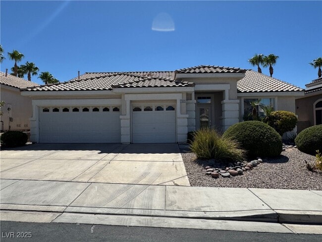 Primary Photo - 1323 Dream Valley St
