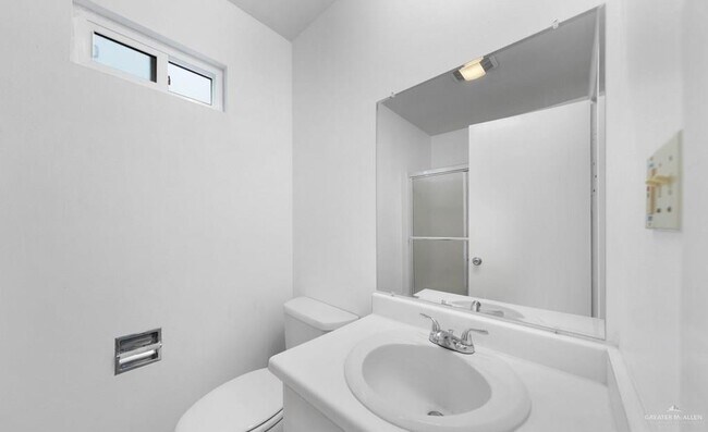 Building Photo - 16 McFadden Dr