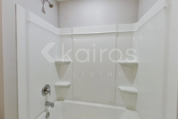 Building Photo - 4758 Malay Cir