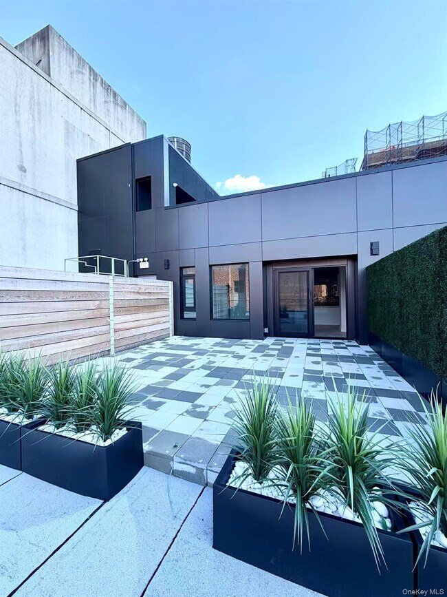 Building Photo - 40-09 29th St