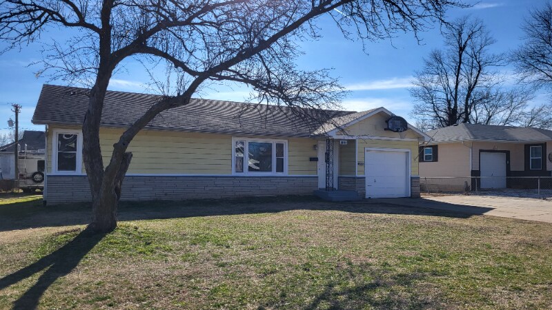 Primary Photo - 1420 W Poplar St