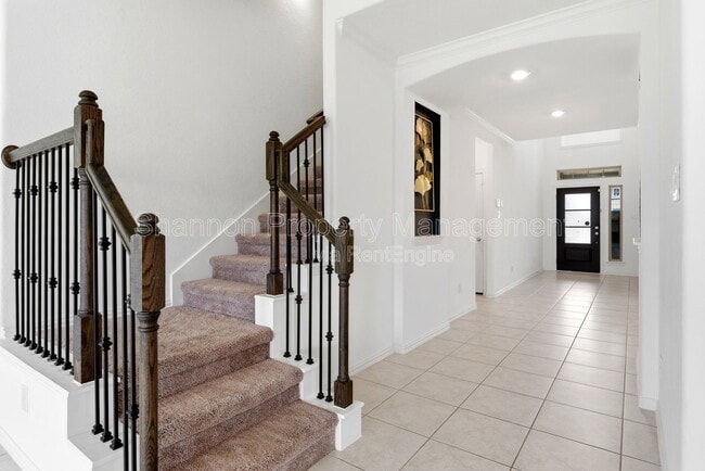 Building Photo - 1618 Rosedale Dr