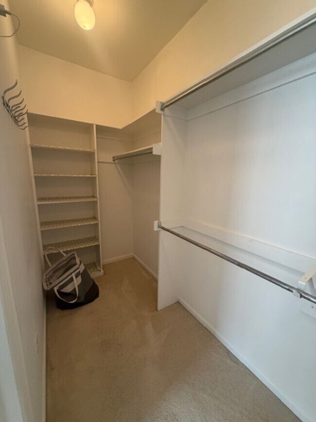 Building Photo - 5301 Brinsley Ln