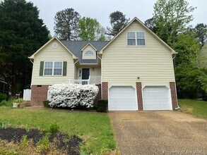 Building Photo - 113 Heron Ct