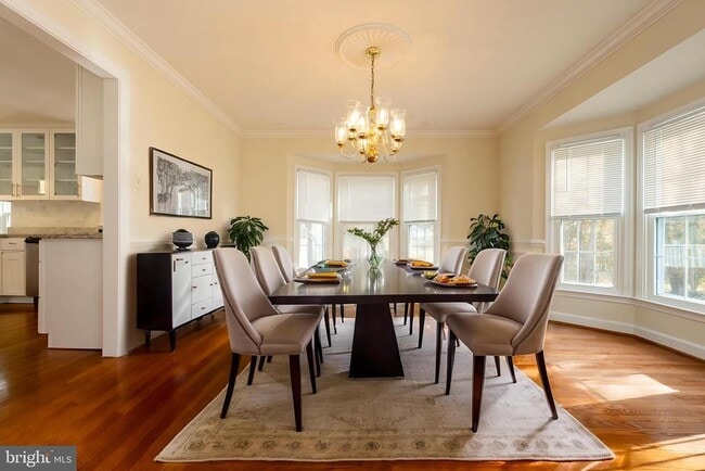 Building Photo - 14209 Floral Park Dr
