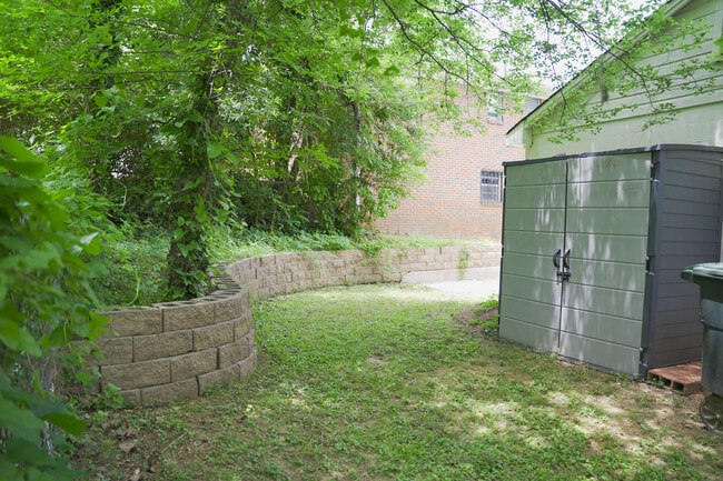 Building Photo - 407 Green Springs Ave S