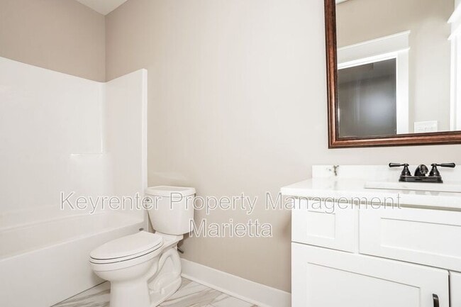 Building Photo - 205 Emberwood Way