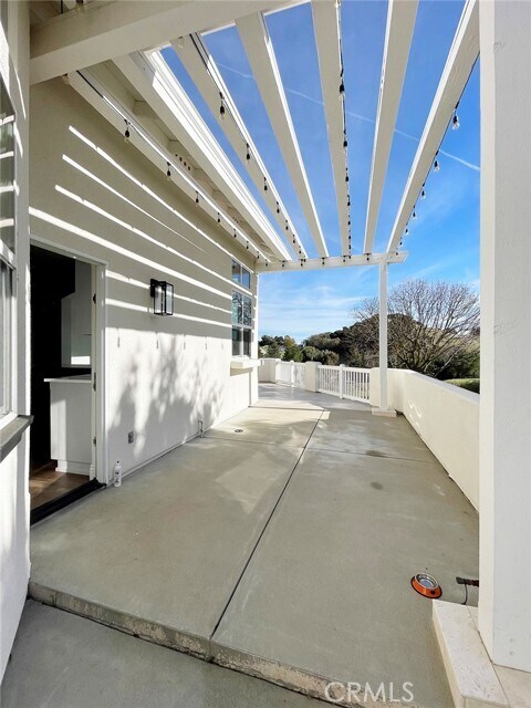 Building Photo - 8560 Corriente Rd